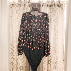 Lightweight flowery blouse!